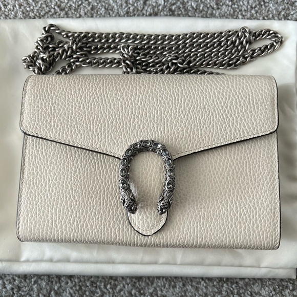 Gucci Dionysus Mini Leather Chain Wallet in White - Picture 2 of 9
